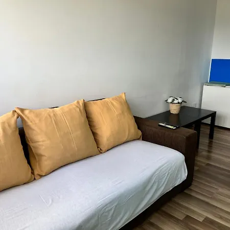 Apartamento Tranquilo Con Parking Apartment